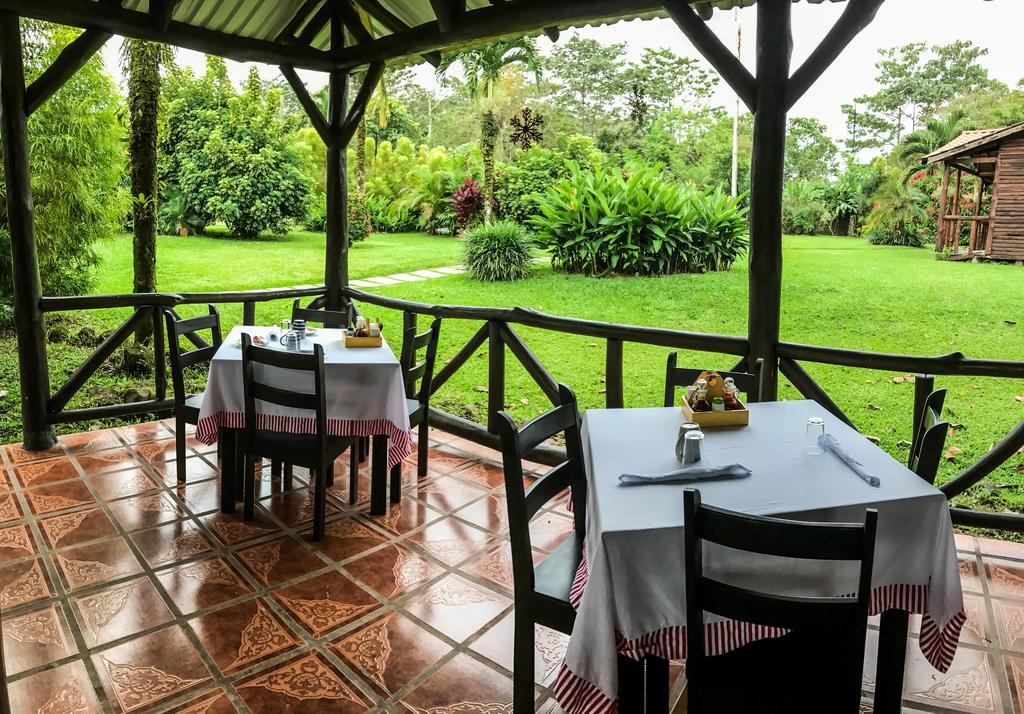 Hotel Tangara Arenal B&B La Fortuna Exterior foto