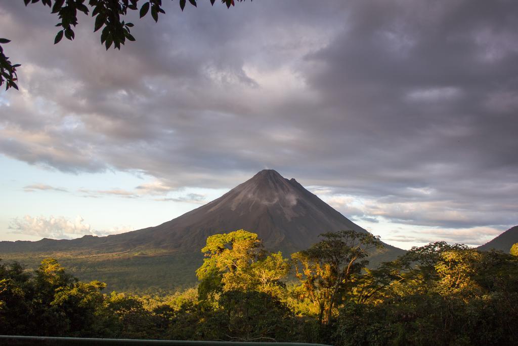 Hotel Tangara Arenal B&B La Fortuna Exterior foto